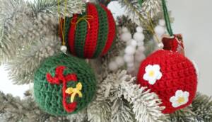 SET DE 3 BOLAS DE NAVIDAD EN ESTUCHE EXCLUSIVO